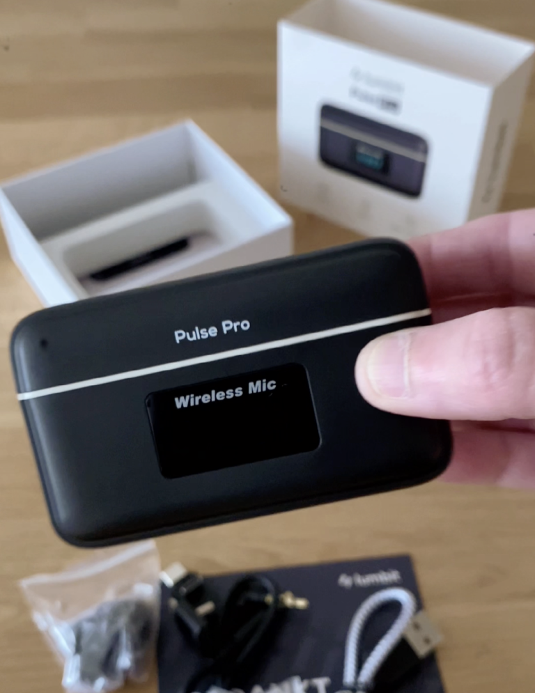 LUMBIT WIRELESS MICS UNBOXING